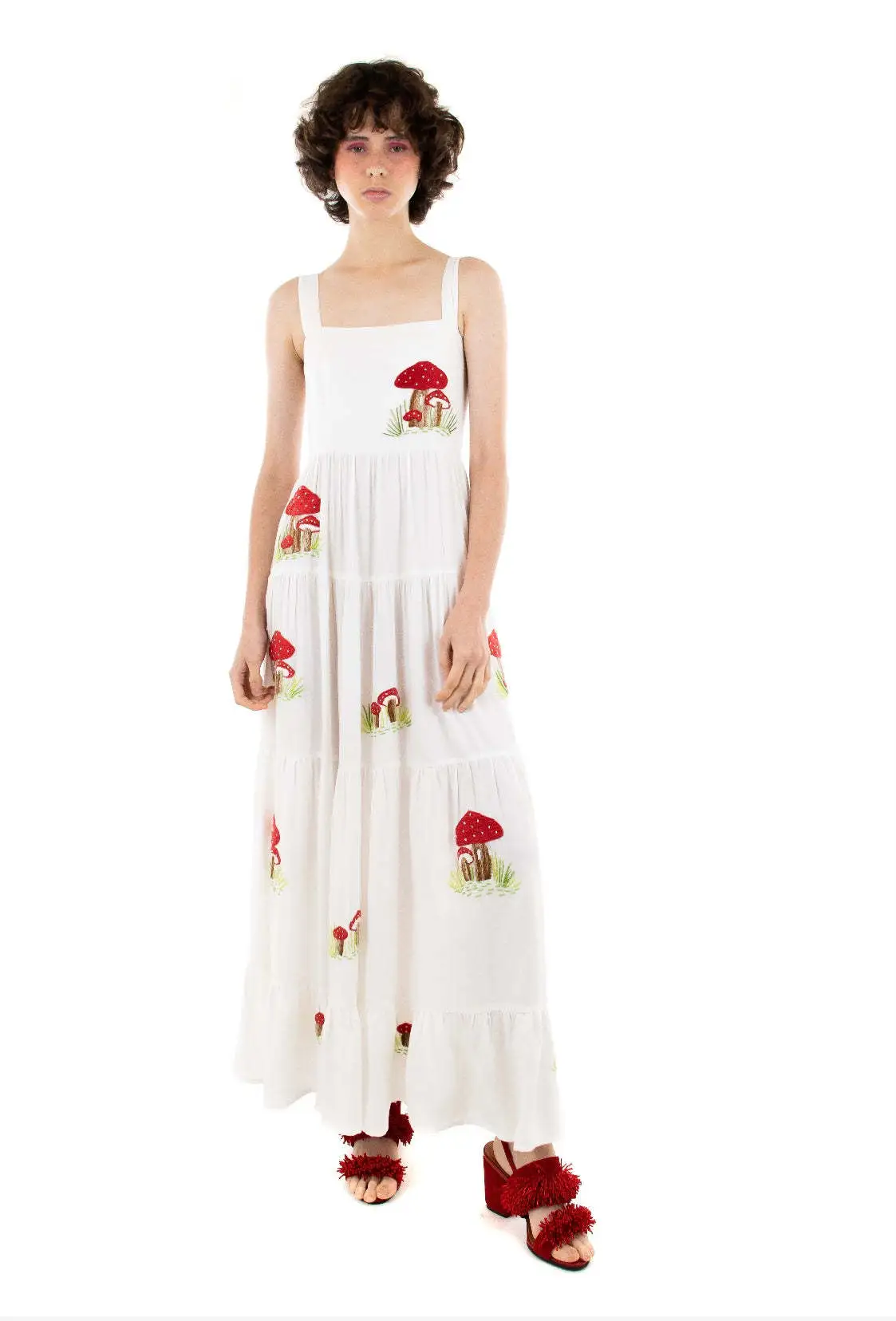 Wholesale Summer Women Fashion Casual Floral Embroidery Sling Large Pendulum Maxi Dress